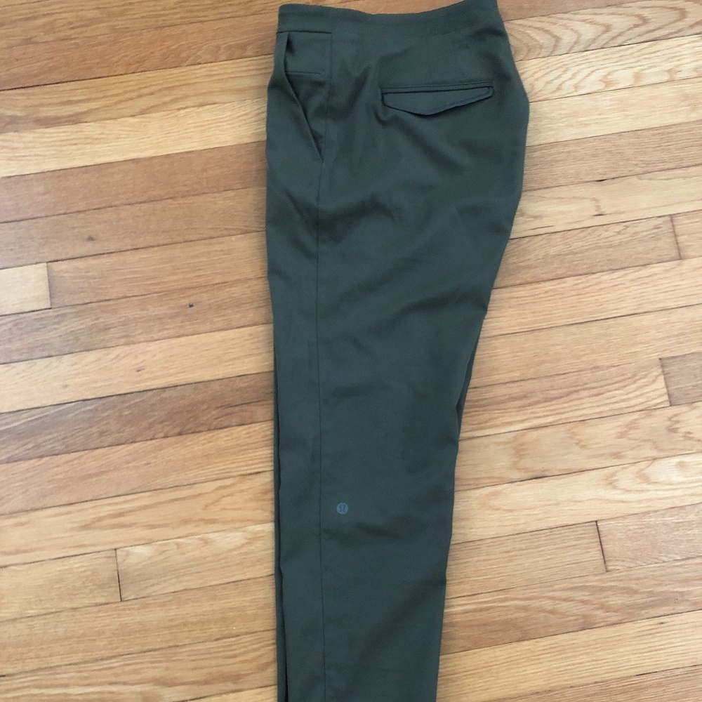 GUC! lululemon &go City Trek Trouser Size 8